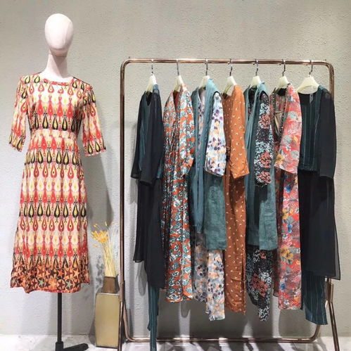 【品牌女裝折扣貨源哪里有馬克華菲女裝19夏時尚大方女裝折扣加盟廠家貨源】- 